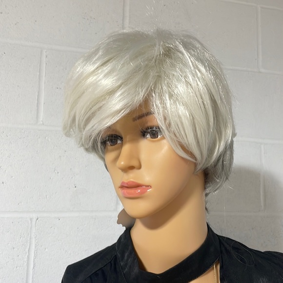NWT 10” white silver platinum wavy short ombré white dimension men or unisex wig - Picture 6 of 15